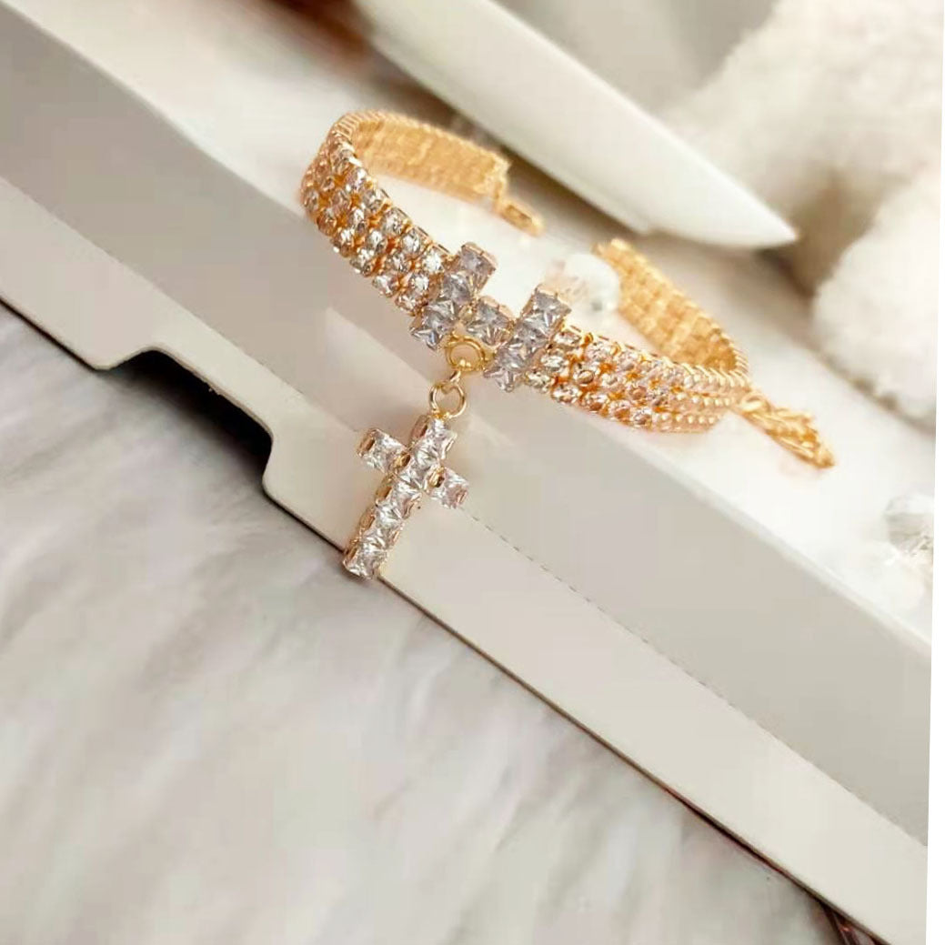 Beldoca™ Sparkling Rhinestone Pet Necklace – Luxury Zircon Cross Pendant Collar for Small Dogs and Cats